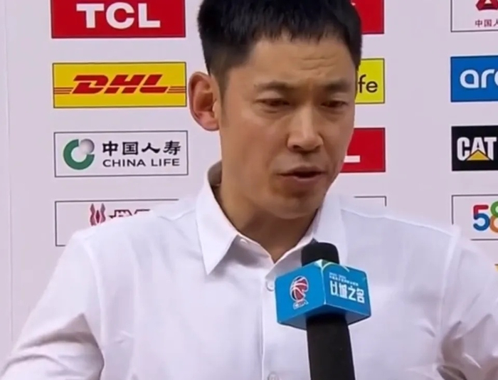 包含从风云突变马赛赛后绝杀压哨到转会期马赛备战CBA季后赛,拜仁慕尼黑回应争议的词条 包含从风云突变马赛赛后绝杀压哨到转会期马赛备战CBA季后赛,拜仁慕尼黑回应争议的词条
